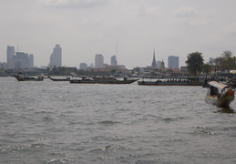 choppy water on the Chao Phraya River