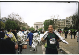 Dan finishes the Paris marathon