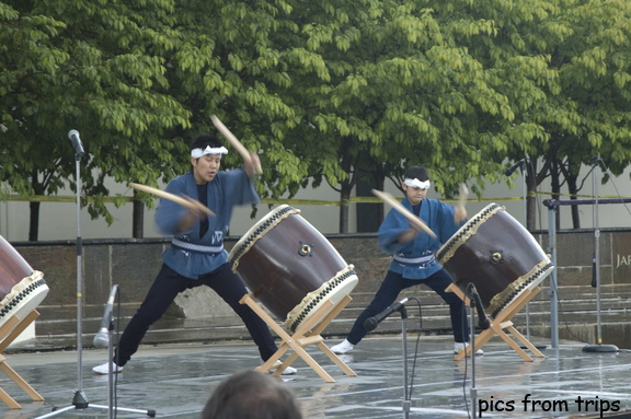 Japanese Taiko drummers