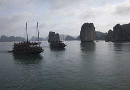 approaching boats on Ha Long Bay