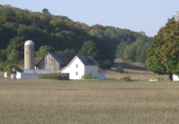 Barn in early fall