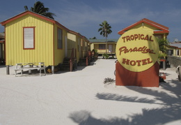 Tropical Paridise Hotel