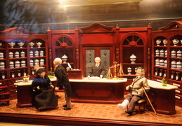 pharmacy museum diorama
