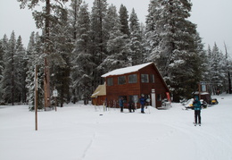 warming hut at Tahoe Donner cross country ski trails