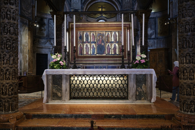 2022d08r625.jpg